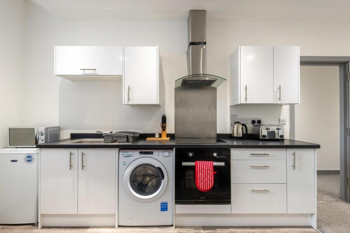 Smart 2 Bed Budget Apartment In Central Doncaster Exteriör bild